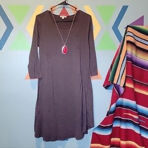 Zenana Premium Women's Gray Stretchy Shift Dress &Necklace Set Size Large